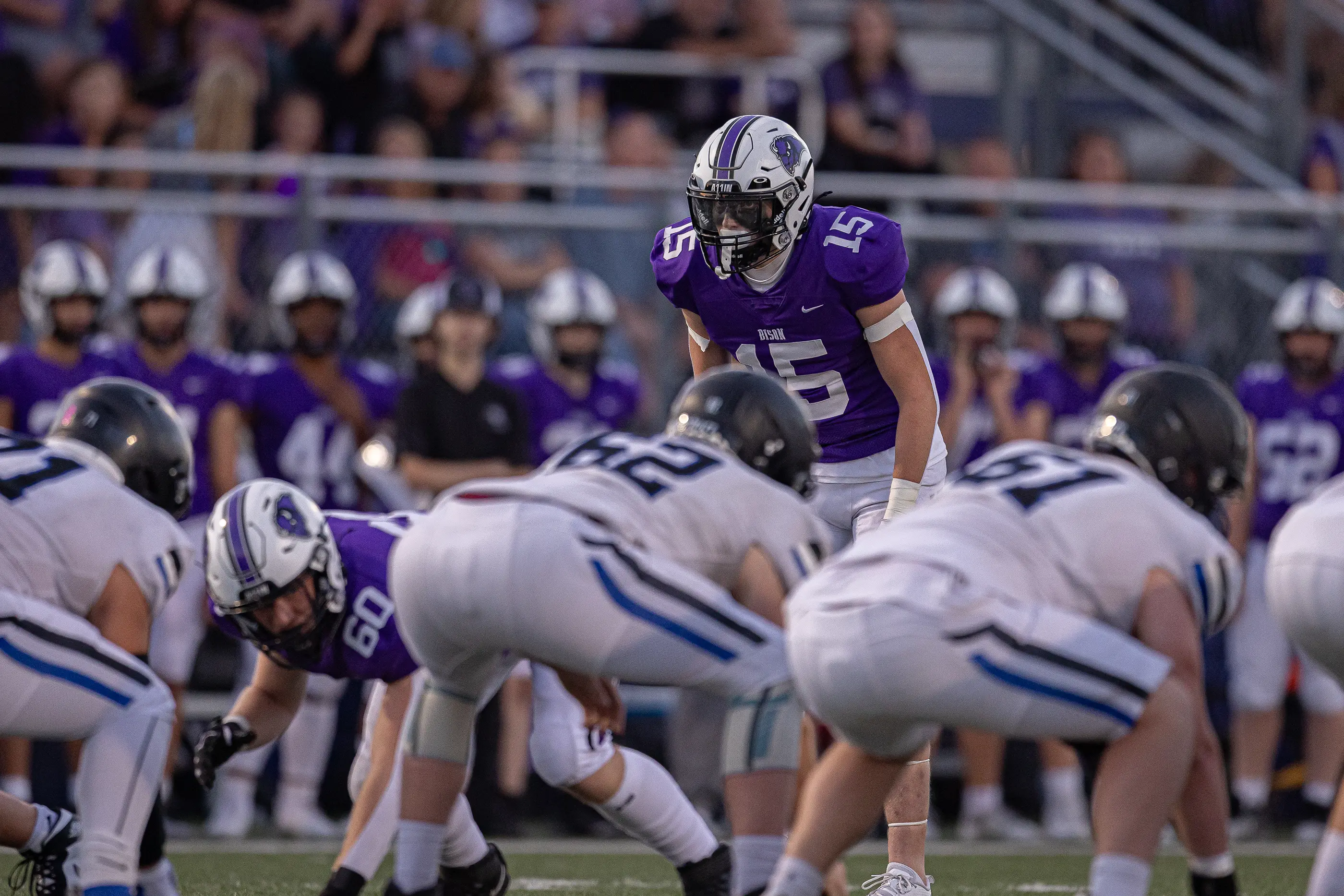 LB ready to make the play